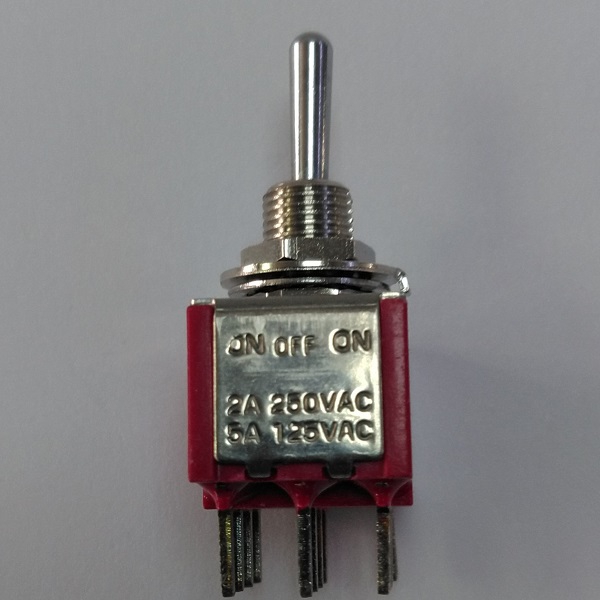 1004P3-T1 ON-OFF-ON 12 BAC.TOGGLE ANAHTAR
