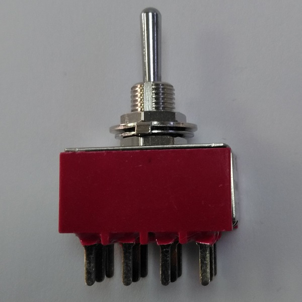 1004P3-T1 ON-OFF-ON 12 BAC.TOGGLE ANAHTAR