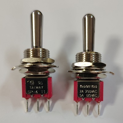 100SP4-T8 (ON)-OFF-(ON) TOGGLE ANAHTAR