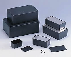 G-1034B 151X90X53,2 MM İTHAL PLASTİK PROJE KUTUSU 