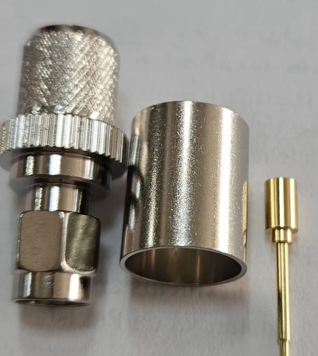 SMA ERKEK RG213-LMR400 KABLO İÇİN SIKMALI